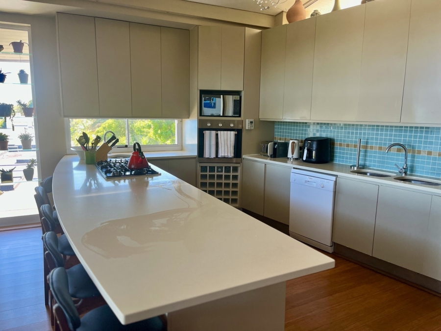 To Let 2 Bedroom Property for Rent in Llandudno Western Cape